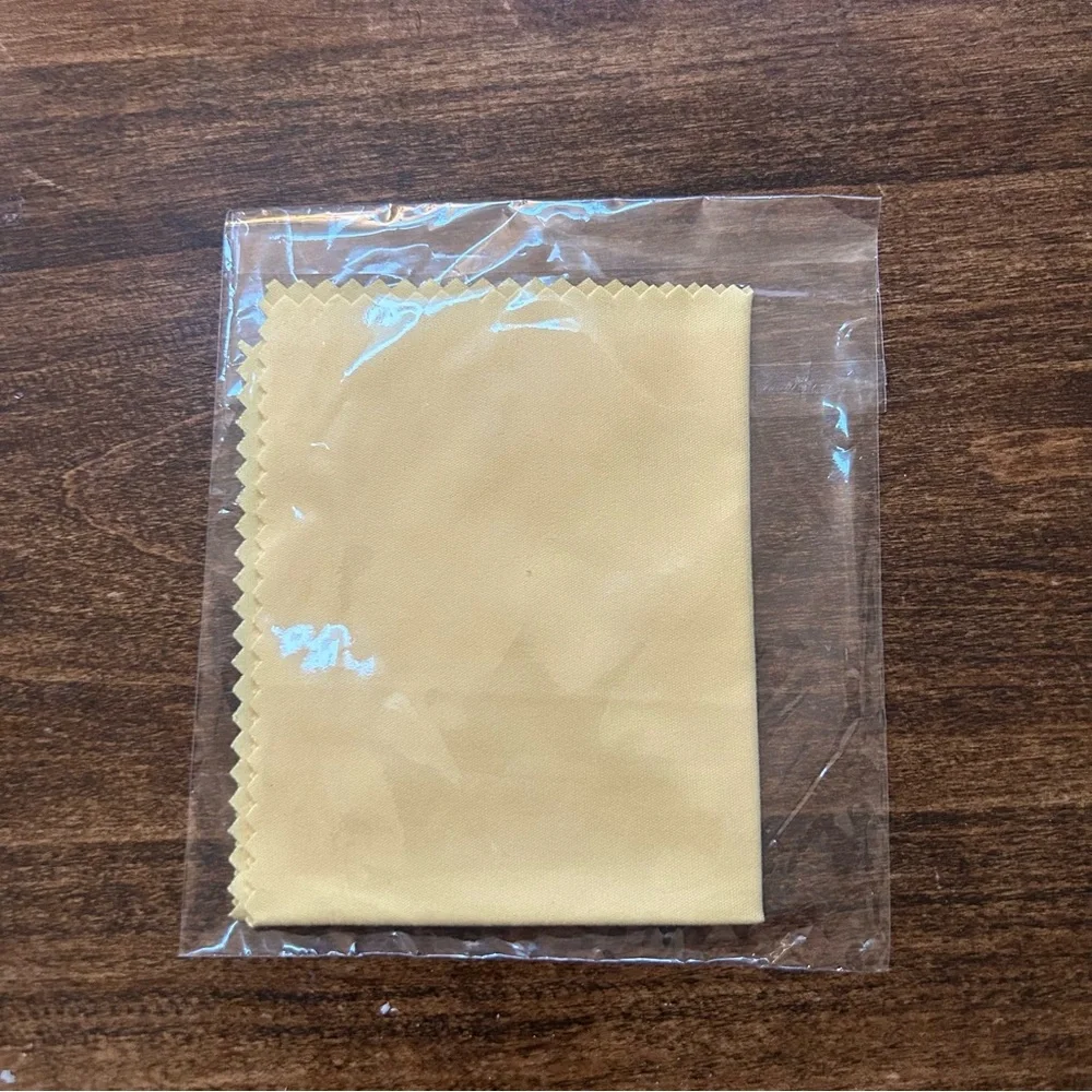 Free item: Yellow Eye Glasses Cleaning Cloth